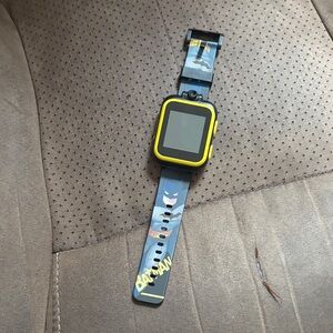 Batman Kids Smartwatch - Yellow playzoom